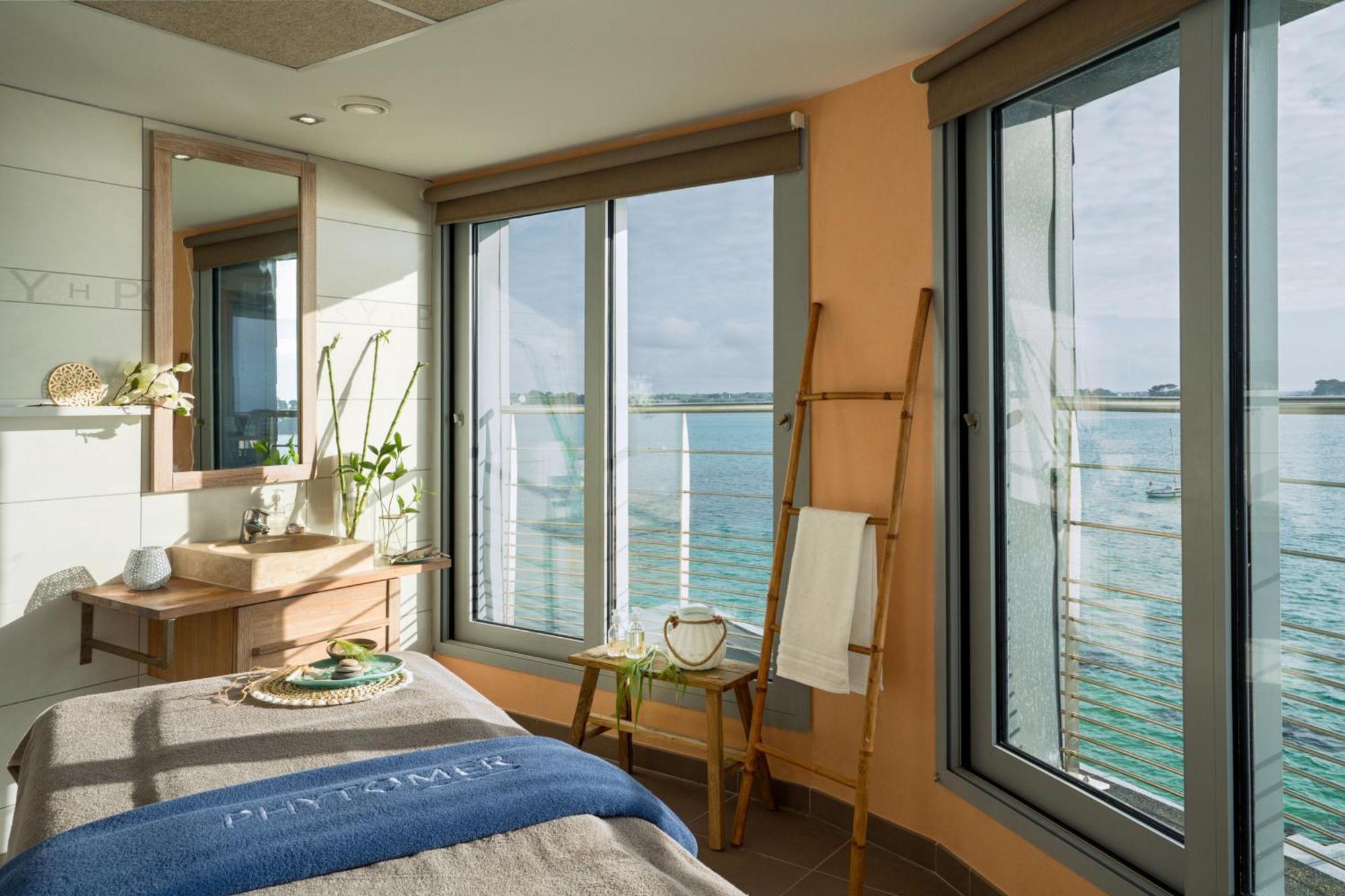 Hotel Valdys Thalasso & Spa - Beau Rivage Roscoff Exterior foto